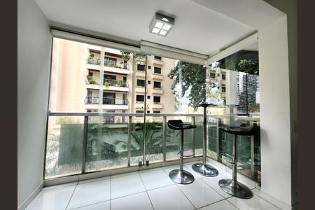 Apartamento à venda com 62m², 1 quarto e 1 vagaVaranda