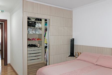 Casa de condomínio para alugar com 384m², 6 quartos e 4 vagasSuíte 2