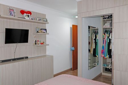 Casa de condomínio para alugar com 384m², 6 quartos e 4 vagasSuíte 2