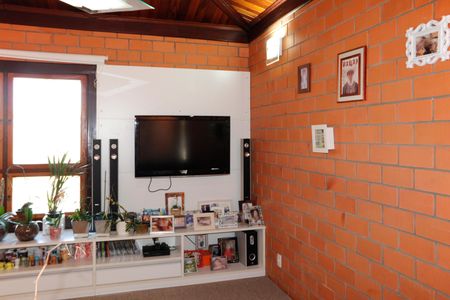 Casa de condomínio para alugar com 384m², 6 quartos e 4 vagasSala 2