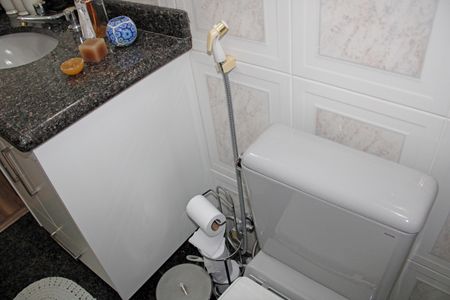 Casa de condomínio para alugar com 384m², 6 quartos e 4 vagasBanheiro da Suíte 1