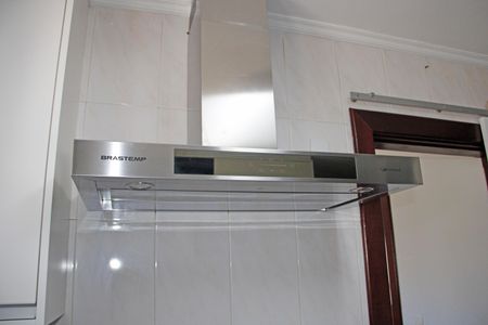 Casa de condomínio para alugar com 384m², 6 quartos e 4 vagasCozinha