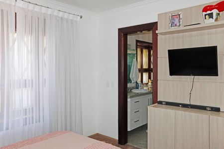 Casa de condomínio para alugar com 384m², 6 quartos e 4 vagasSuíte 2