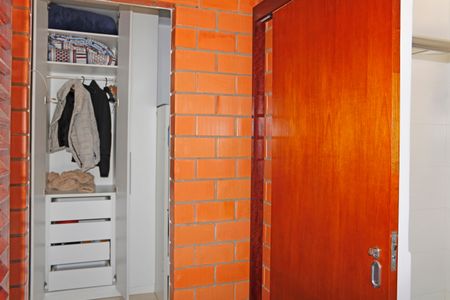 Casa de condomínio para alugar com 384m², 6 quartos e 4 vagasBanheiro Social 2