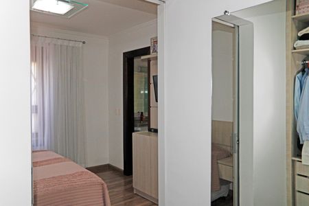 Casa de condomínio para alugar com 384m², 6 quartos e 4 vagasCloset da Suíte 2