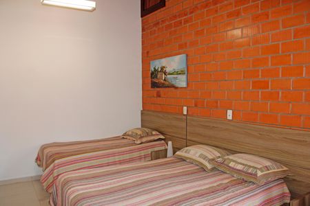 Casa de condomínio para alugar com 384m², 6 quartos e 4 vagasSuíte 3