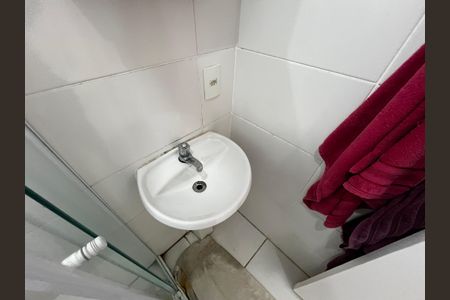 Apartamento à venda com 50m², 2 quartos e 1 vaga Apartamento à venda com 50m², 2 quartos e 1 vagaBanheiro