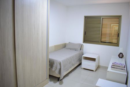 Apartamento para alugar com 117m², 3 quartos e 2 vagasSuíte 1