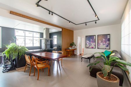 Sala de apartamento para alugar com 2 quartos, 100m² em Carmo, Belo Horizonte