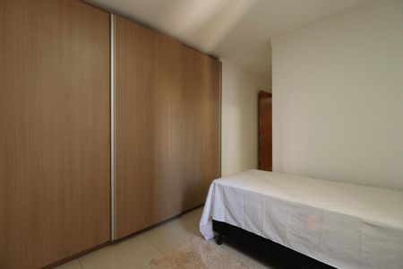 Apartamento para alugar com 216m², 4 quartos e 3 vagas Apartamento para alugar com 216m², 4 quartos e 3 vagasSuíte 2