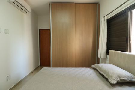 Apartamento para alugar com 216m², 4 quartos e 3 vagas Apartamento para alugar com 216m², 4 quartos e 3 vagasSuíte 4