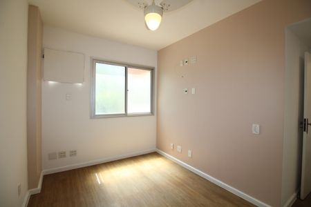 Apartamento à venda com 77m², 3 quartos e 1 vagaQuarto 2