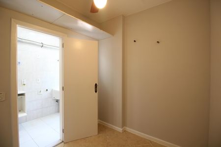 Apartamento à venda com 77m², 3 quartos e 1 vagaQuarto de Serviço