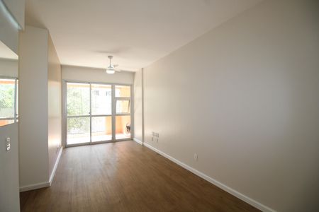 Sala de apartamento à venda com 3 quartos, 77m² em Freguesia (jacarepaguá), Rio de Janeiro