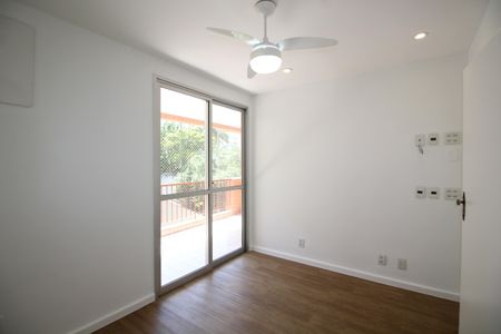 Quarto 1 de apartamento à venda com 3 quartos, 77m² em Freguesia (jacarepaguá), Rio de Janeiro