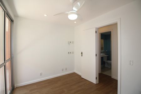 Apartamento à venda com 77m², 3 quartos e 1 vagaQuarto 1