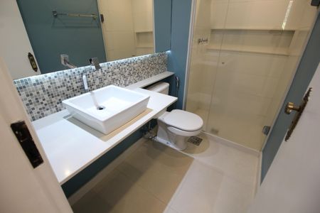 Apartamento à venda com 77m², 3 quartos e 1 vagaBanheiro Social