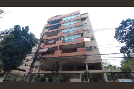 Apartamento à venda com 77m², 3 quartos e 1 vaga Apartamento à venda com 77m², 3 quartos e 1 vagaFachada