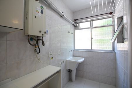 Apartamento à venda com 77m², 3 quartos e 1 vagaÁrea de Serviço