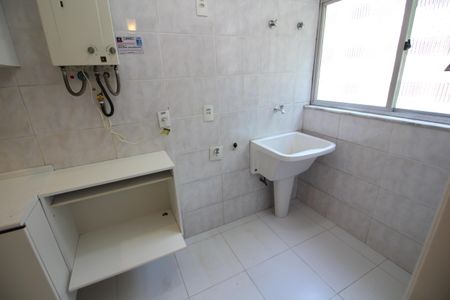 Apartamento à venda com 77m², 3 quartos e 1 vagaÁrea de Serviço