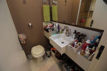 Apartamento à venda com 77m², 3 quartos e 1 vagaBanheiro da Suíte