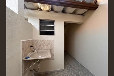 Casa para alugar com 40m², 1 quarto e sem vaga Casa para alugar com 40m², 1 quarto e sem vagaÁrea de Serviço