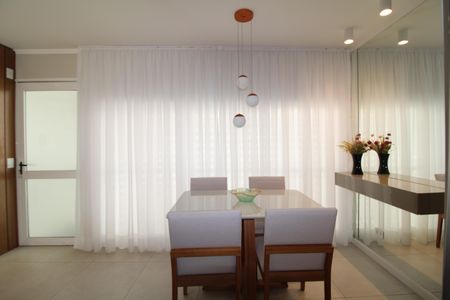 Apartamento para alugar com 104m², 2 quartos e 1 vagaSala/Cozinha