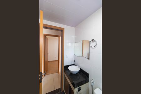 Apartamento à venda com 45m², 2 quartos e 1 vaga Apartamento à venda com 45m², 2 quartos e 1 vagaBanheiro