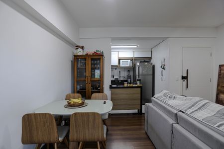 Sala de apartamento para alugar com 2 quartos, 68m² em Loteamento Mogilar, Mogi das Cruzes