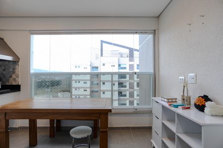 Sacada Sala de apartamento para alugar com 2 quartos, 68m² em Loteamento Mogilar, Mogi das Cruzes
