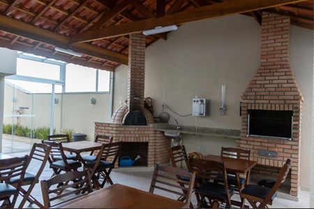 Apartamento à venda com 65m², 2 quartos e 1 vaga Apartamento à venda com 65m², 2 quartos e 1 vagaÁrea comum - Churrasqueira