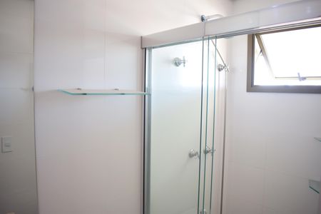 Apartamento para alugar com 77m², 2 quartos e 2 vagasBanheiro da Suíte