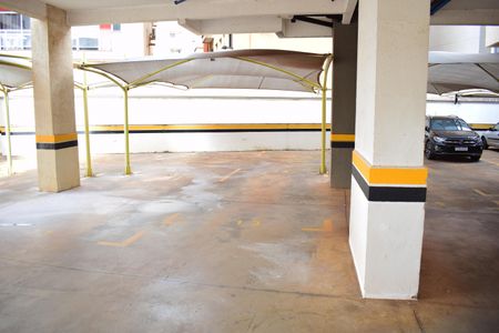 Apartamento para alugar com 77m², 2 quartos e 2 vagasGaragem