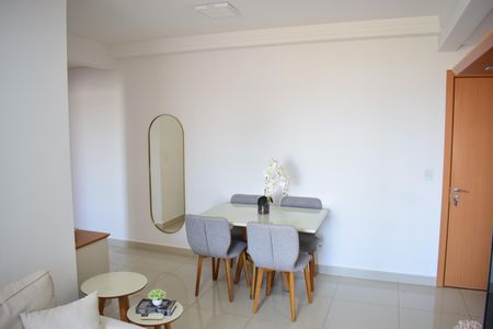 Apartamento para alugar com 77m², 2 quartos e 2 vagasSala