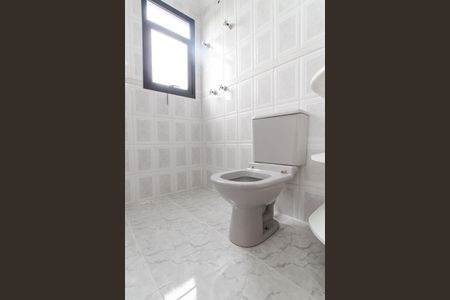 Apartamento à venda com 135m², 3 quartos e 3 vagas Apartamento à venda com 135m², 3 quartos e 3 vagasBanheiro da Suíte 1