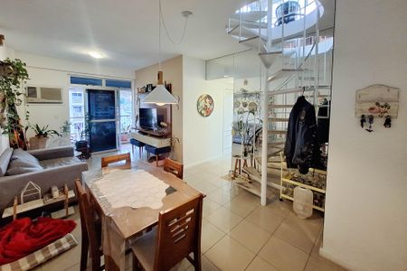Sala  de apartamento para alugar com 3 quartos, 245m² em Ingá, Niterói