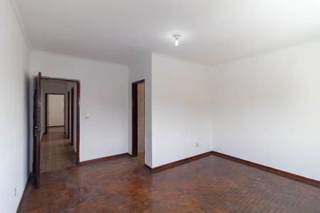 Casa à venda com 181m², 4 quartos e 2 vagas Casa à venda com 181m², 4 quartos e 2 vagasSuíte