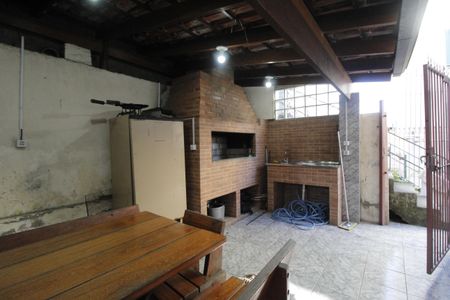 Apartamento à venda com 43m², 1 quarto e sem vagaÁrea comum - Churrasqueira