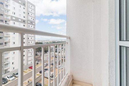 Sacada da Sala de apartamento para alugar com 2 quartos, 52m² em Biritiba, Poá