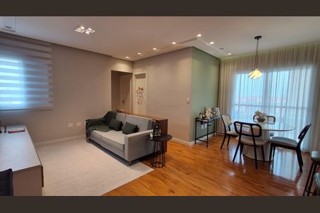 Apartamento à venda com 77m², 2 quartos e 2 vagasSala