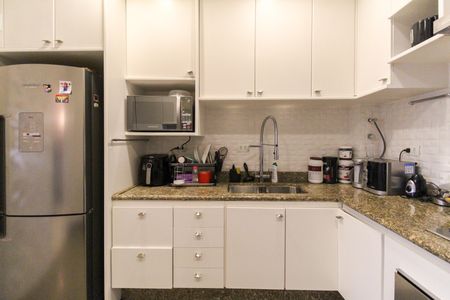 Apartamento à venda com 139m², 3 quartos e 3 vagas Apartamento à venda com 139m², 3 quartos e 3 vagasCozinha