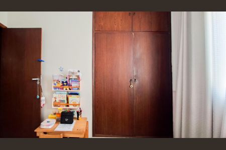 Apartamento à venda com 80m², 3 quartos e 1 vaga Apartamento à venda com 80m², 3 quartos e 1 vagaQuarto 2