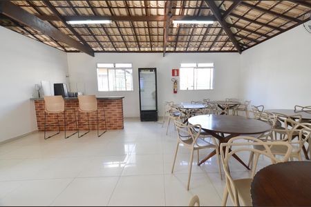 Apartamento à venda com 60m², 2 quartos e 1 vaga Apartamento à venda com 60m², 2 quartos e 1 vagaÁrea comum - Salão de festas