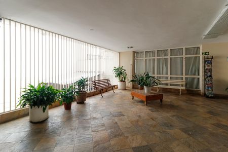 Studio à venda com 40m², 1 quarto e sem vaga Studio à venda com 40m², 1 quarto e sem vagaHall Social