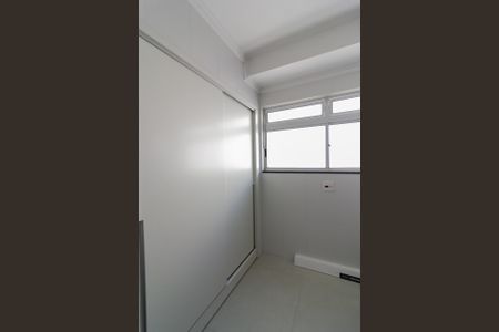 Apartamento à venda com 92m², 3 quartos e 2 vagas Apartamento à venda com 92m², 3 quartos e 2 vagasÁrea de Serviço