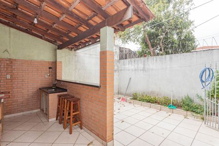 Casa à venda com 174m², 3 quartos e 2 vagasQuintal