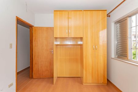 Casa à venda com 174m², 3 quartos e 2 vagasQuarto 1