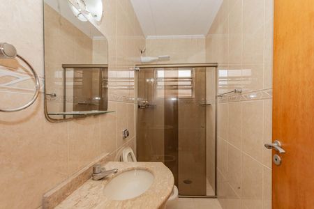 Casa à venda com 174m², 3 quartos e 2 vagasBanheiro da Suíte 1