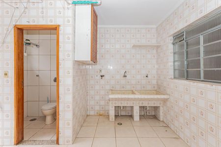 Casa à venda com 174m², 3 quartos e 2 vagasÁrea de Serviço 2