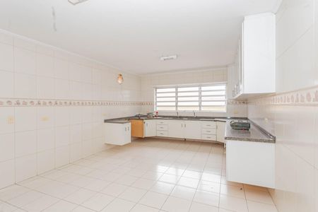 Casa à venda com 174m², 3 quartos e 2 vagasCozinha